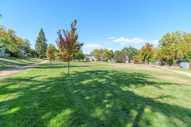 21 Lovejoy Way, Novato, CA 94949