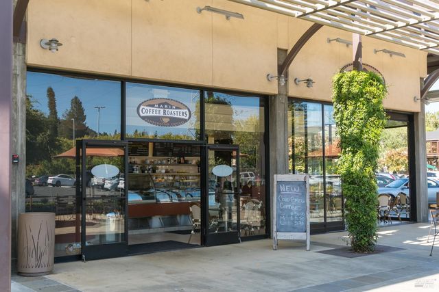 21 Lovejoy Way, Novato, CA 94949