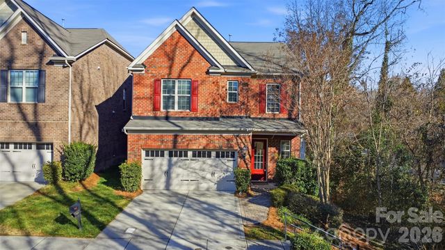 615 Bourton House Drive, Charlotte, NC 28211