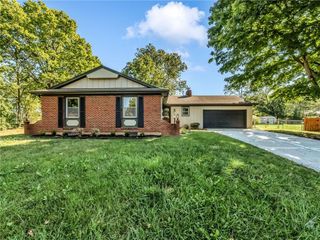 7705 Wallace Avenue, Kansas City, MO 64138
