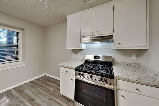 4094 Maxanne Drive NW, Kennesaw, GA 30144