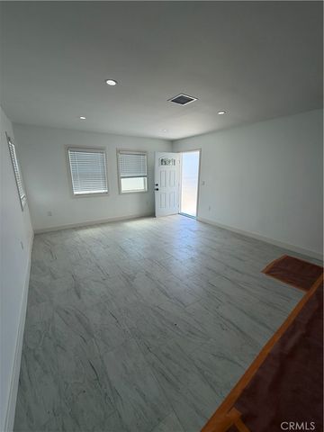 4045 Martin Luther King Jr, Lynwood, CA 90262