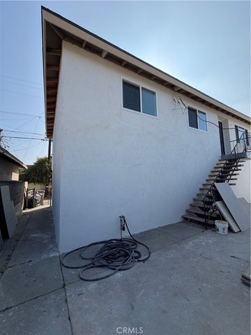 4045 Martin Luther King Jr, Lynwood, CA 90262