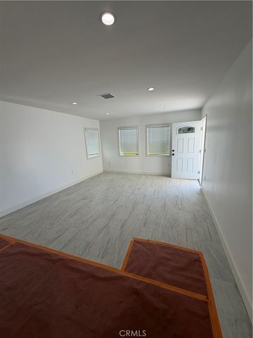 4045 Martin Luther King Jr, Lynwood, CA 90262