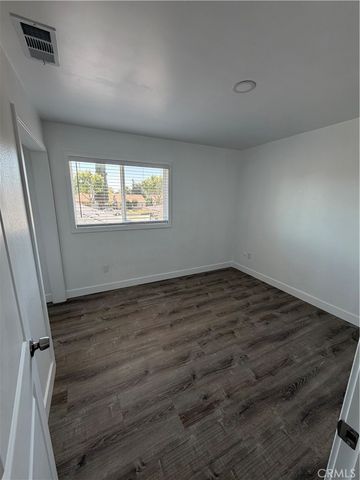4045 Martin Luther King Jr, Lynwood, CA 90262