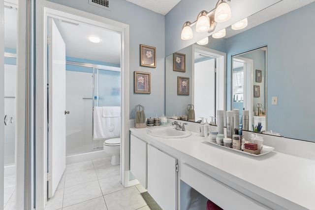 901 Pinecrest Circle A, Jupiter, FL 33458