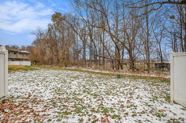 905 Registry Drive, 128, Grand Ledge, MI 48837