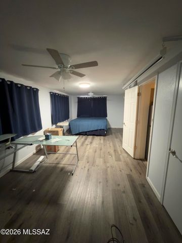 2326 E Winsett Street, Tucson, AZ 85719