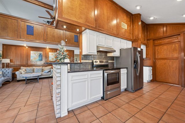 15718 Cascade Point Drive, Houston, TX 77084