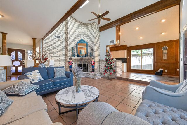 15718 Cascade Point Drive, Houston, TX 77084