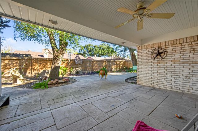 15718 Cascade Point Drive, Houston, TX 77084