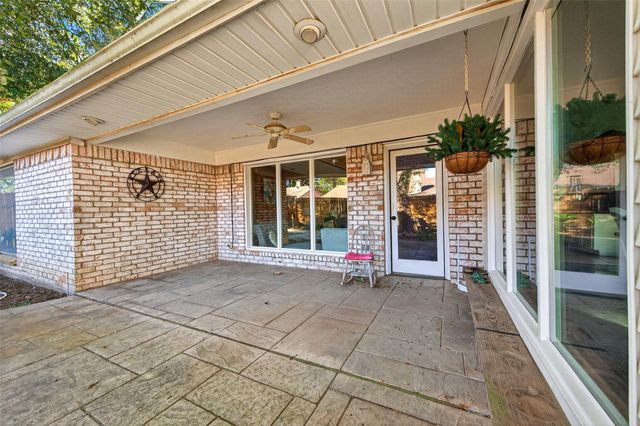 15718 Cascade Point Drive, Houston, TX 77084