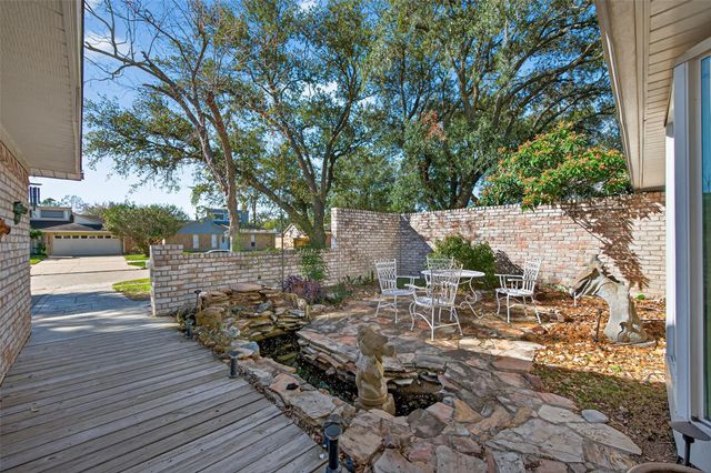 15718 Cascade Point Drive, Houston, TX 77084