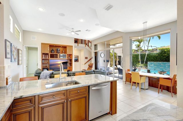150 Sedona Way, Palm Beach Gardens, FL 33418