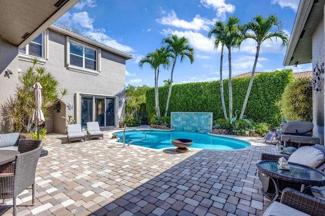 150 Sedona Way, Palm Beach Gardens, FL 33418