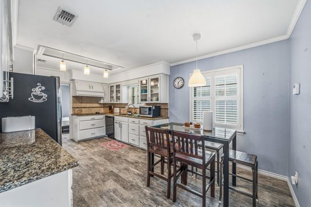 8426 Edgemoor Drive, Houston, TX 77036