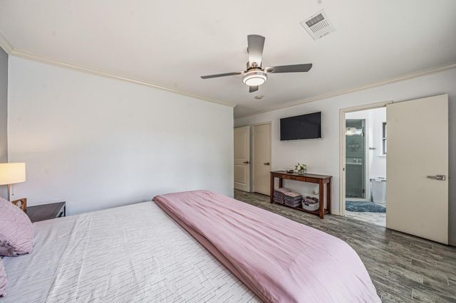 8426 Edgemoor Drive, Houston, TX 77036