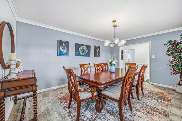8426 Edgemoor Drive, Houston, TX 77036
