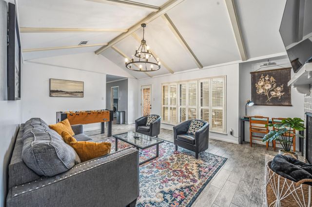 8426 Edgemoor Drive, Houston, TX 77036