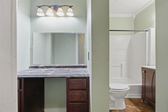 721 Moss Street, Lake Charles, LA 70601