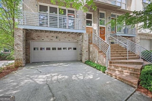 1337 Peachtree View, Brookhaven, GA 30319
