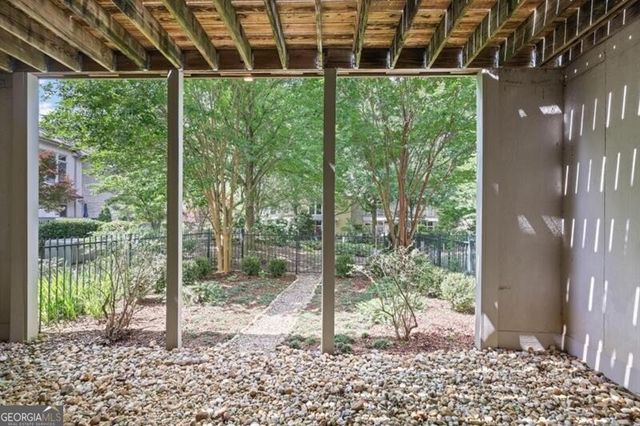 1337 Peachtree View, Brookhaven, GA 30319