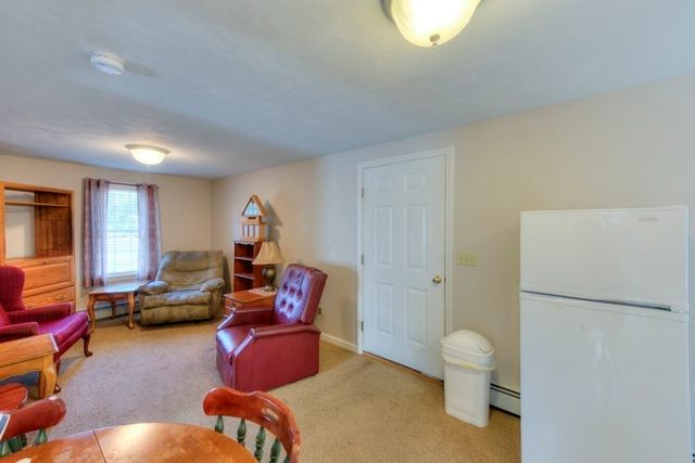 11 Hyland Ave, Leicester, MA 01524