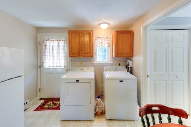 11 Hyland Ave, Leicester, MA 01524