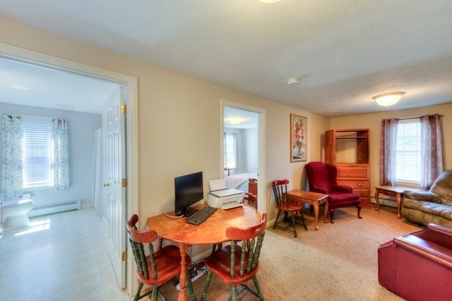 11 Hyland Ave, Leicester, MA 01524
