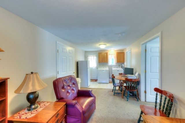 11 Hyland Ave, Leicester, MA 01524
