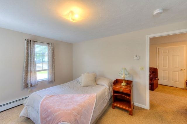 11 Hyland Ave, Leicester, MA 01524