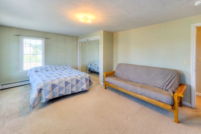 11 Hyland Ave, Leicester, MA 01524