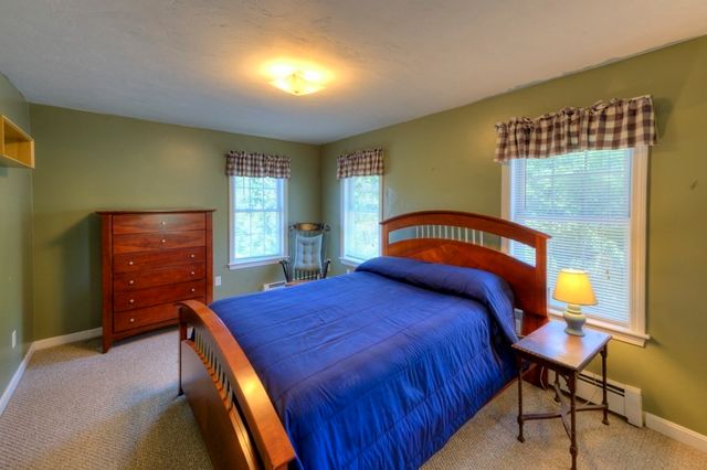 11 Hyland Ave, Leicester, MA 01524