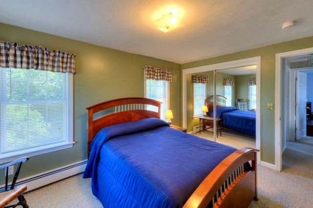 11 Hyland Ave, Leicester, MA 01524