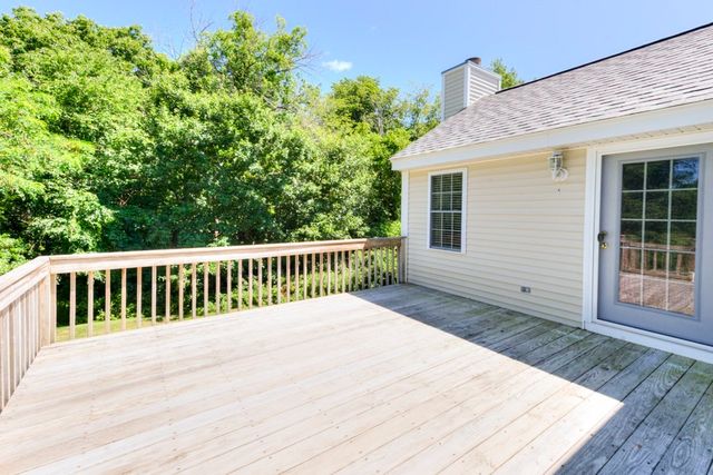 11 Hyland Ave, Leicester, MA 01524