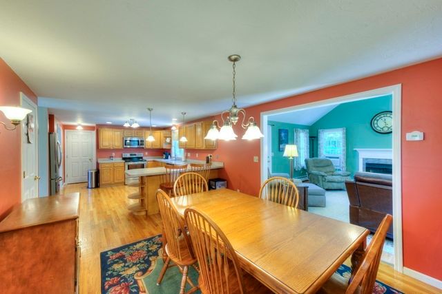 11 Hyland Ave, Leicester, MA 01524