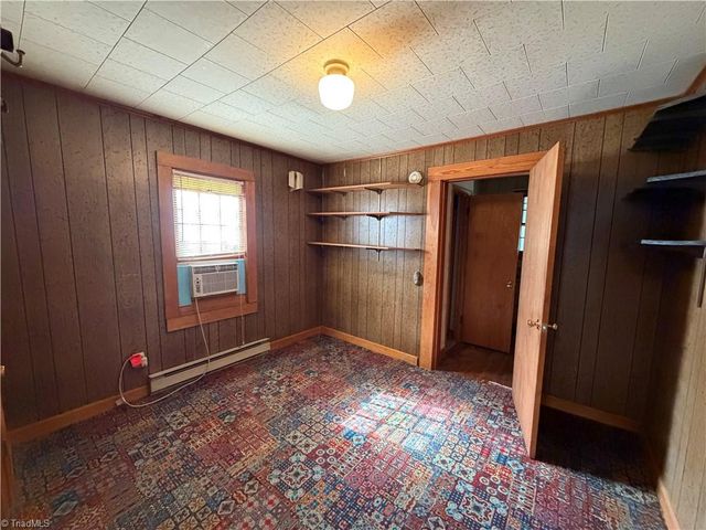 813 W Main Street, Yadkinville, NC 27055