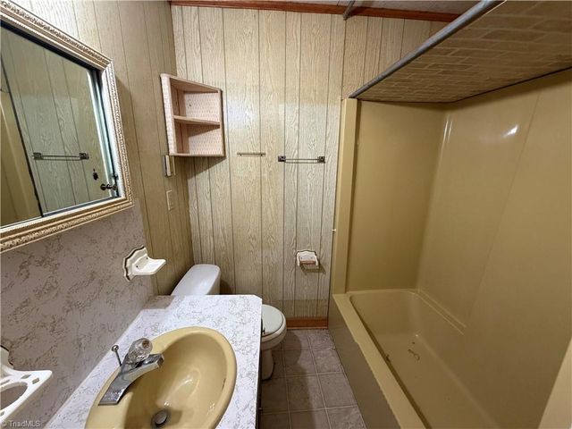 813 W Main Street, Yadkinville, NC 27055
