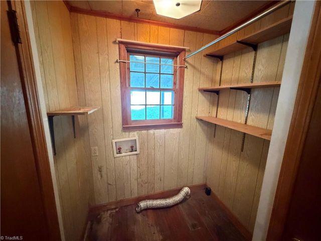 813 W Main Street, Yadkinville, NC 27055