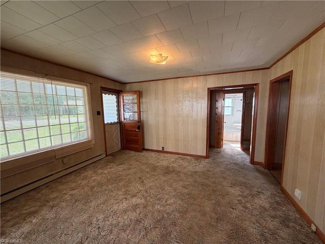 813 W Main Street, Yadkinville, NC 27055