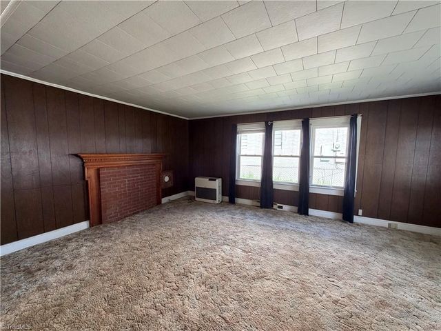 813 W Main Street, Yadkinville, NC 27055