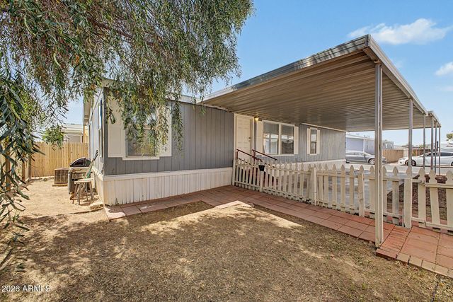 8427 W GLENDALE Avenue 210, Glendale, AZ 85305