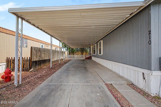 8427 W GLENDALE Avenue 210, Glendale, AZ 85305