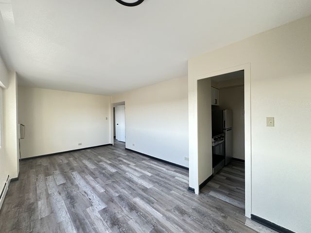 1400 Chicago Avenue 802, Evanston, IL 60201