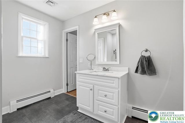 348 Hillcrest Avenue, Lower Nazareth Twp, PA 18064