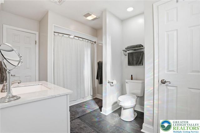 348 Hillcrest Avenue, Lower Nazareth Twp, PA 18064
