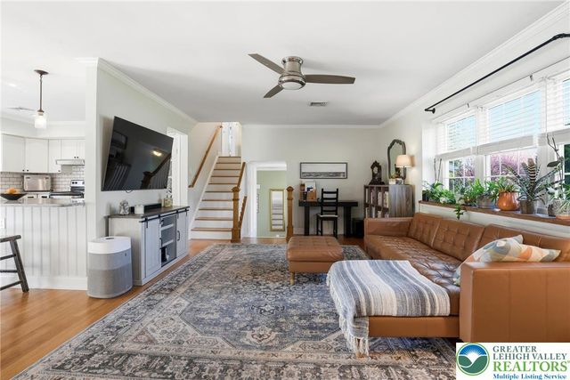 348 Hillcrest Avenue, Lower Nazareth Twp, PA 18064