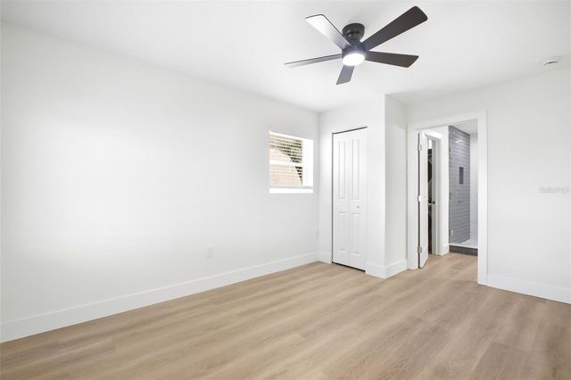 5734 20TH AVENUE N, St Petersburg, FL 33710