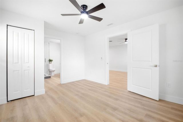 5734 20TH AVENUE N, St Petersburg, FL 33710