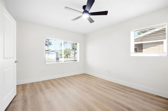 5734 20TH AVENUE N, St Petersburg, FL 33710